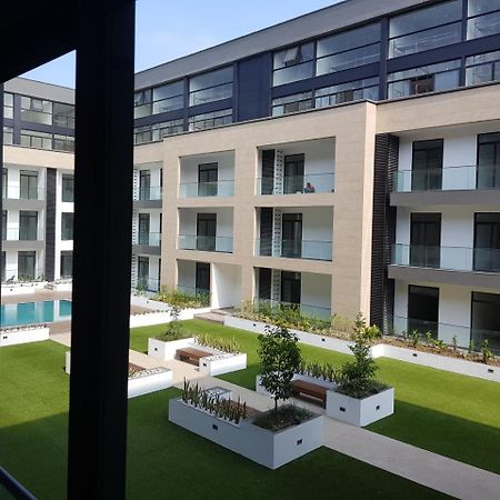 Embassy Gardens Studio Άκρα Εξωτερικό φωτογραφία