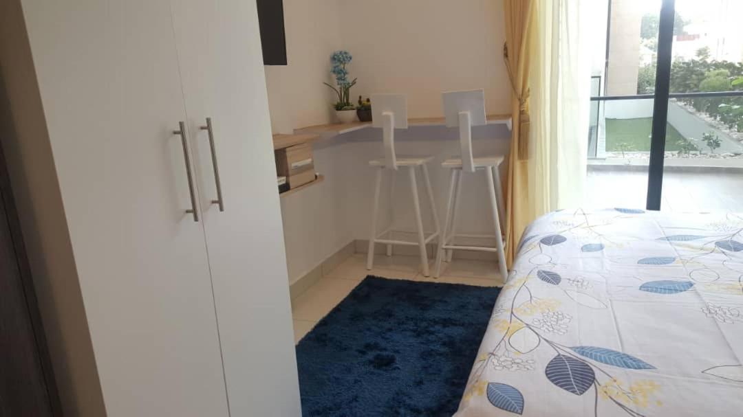 Embassy Gardens Studio Άκρα Εξωτερικό φωτογραφία