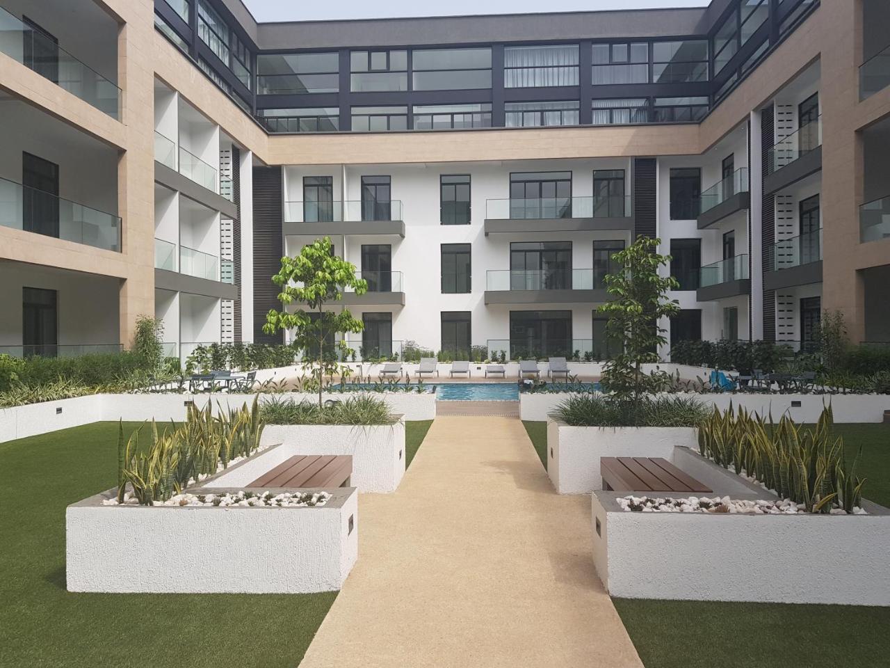 Embassy Gardens Studio Άκρα Εξωτερικό φωτογραφία