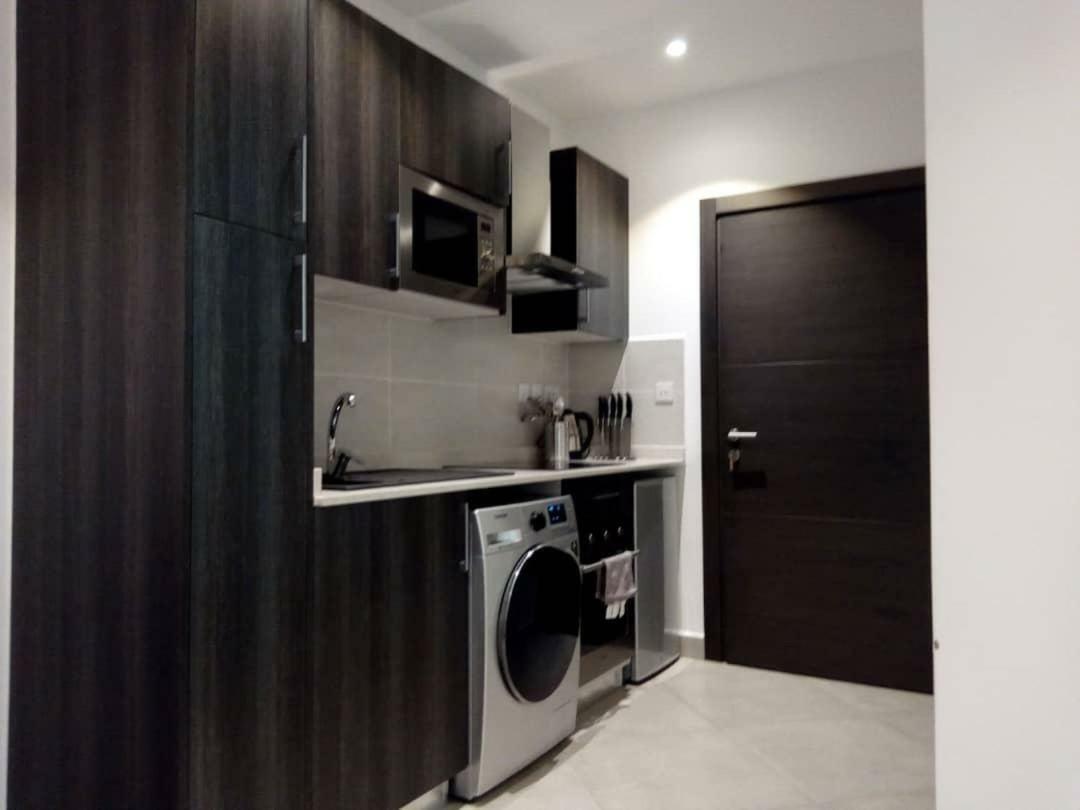 Embassy Gardens Studio Άκρα Εξωτερικό φωτογραφία